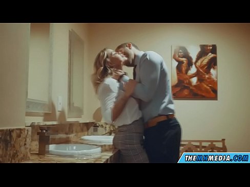 ❤️ ווען אַ באַסטי בלאָנדע סידוס איר אין אַ ציבור אָפּטריט ️ פּאָרנאָ ווק אין פּאָרן yi.sexycamse.top ❌️